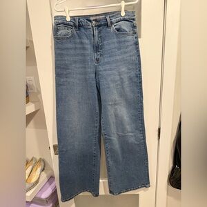 Joe's Jeans Relaxed Fit in Light Blue